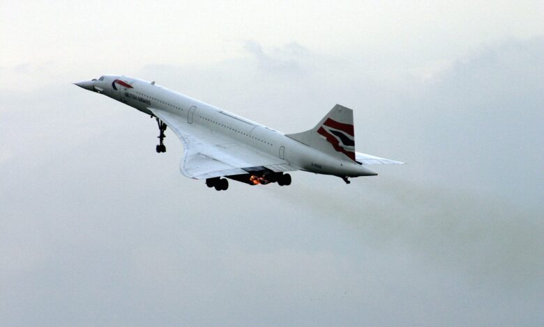 Concorde Flying